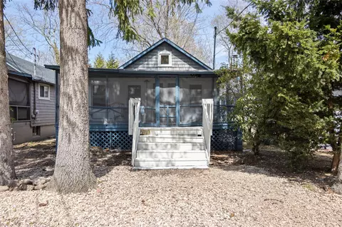 7 Cedar, Setauket, NY 11733
