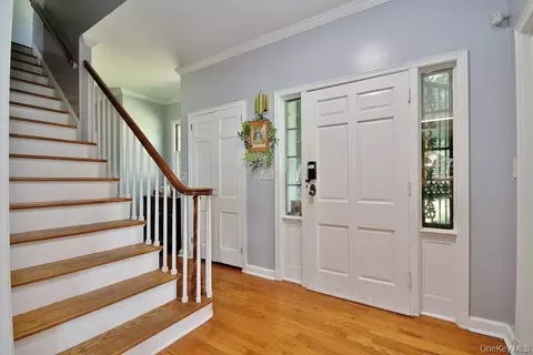 Entry Way - 1 Noel Dr, Ossining, NY 10562 photo 1 of 1