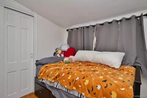 Bedroom - 1 Noel Dr, Ossining, NY 10562 photo 3 of 3