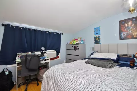 Bedroom - 1 Noel Dr, Ossining, NY 10562 photo 2 of 3