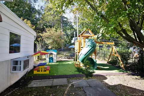 Exterior - 1 Noel Dr, Ossining, NY 10562 photo 4 of 7