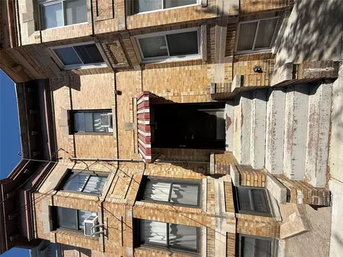 64-07 Cooper Ave, New York, NY 11385