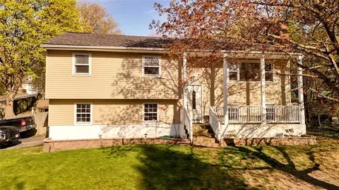 57 Southern Ln, Warwick, NY 10990