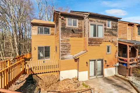 39 Meadowlark Ln, Woodridge, NY 12789