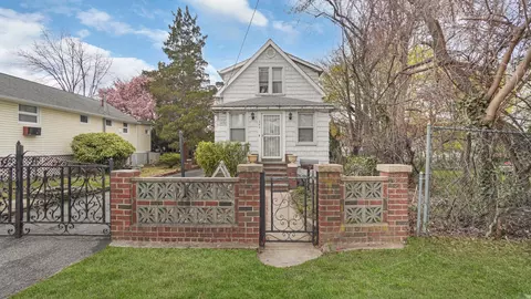 249 Blair Ave, New York, NY 10465