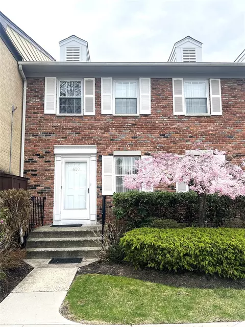 430 Genesee Ct, Ramapo, NY 10901