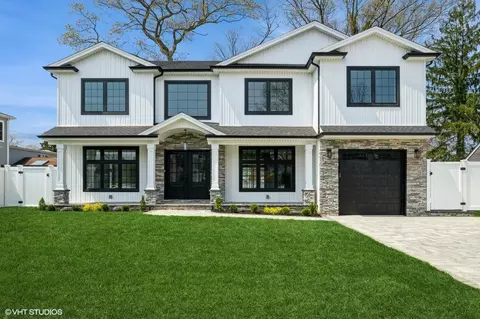 1750 Lehigh Rd, Wantagh, NY 11793