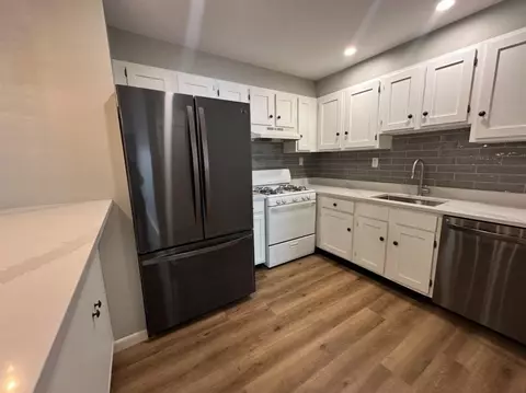 256 Concord Ln, Middletown, NY 10940