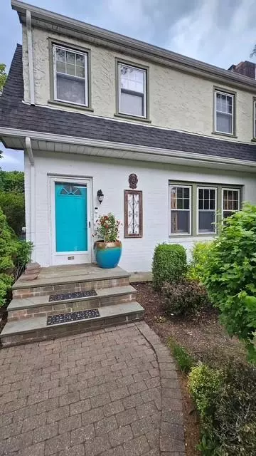 26 Oakdale Ave, New Rochelle, NY 10801