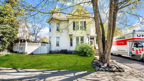 56 Hooker Ave, Poughkeepsie, NY 12601