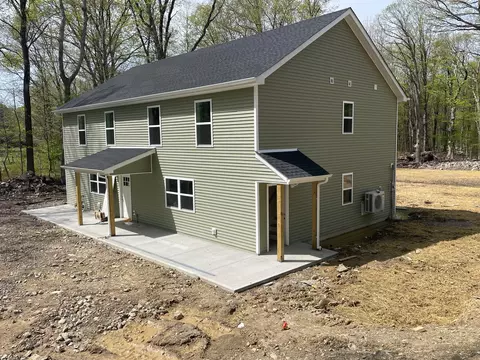 11 Alexandra Matthews Rd, Newburgh Town, NY 12589
