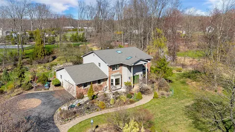 4 Baker Ln, Ramapo, NY 10901