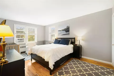 30 E Hartsdale Ave #2M, Greenburgh, NY 10530