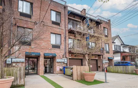 175-26 89th Ave #D, Jamaica, NY 11432
