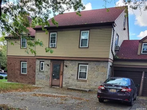 143-05 32 Ave, Flushing, NY 11354