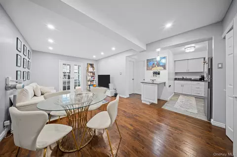 58-03 Calloway St # 4FF, New York, NY 11368