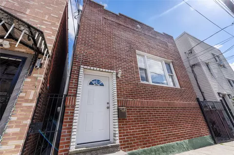 5809 Waldron St, New York, NY 11368