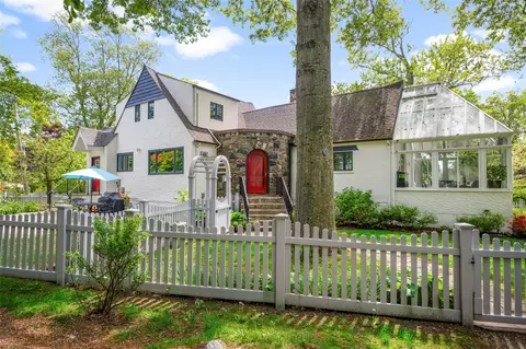 533 Walton Ave, Mamaroneck, NY 10543
