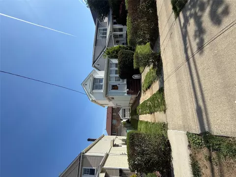 122-05 133rd Ave, New York, NY 11420