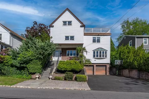 116 Oakland Ave, Eastchester, NY 10707