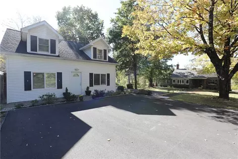 651 Glasco Tpke, Saugerties, NY 12477