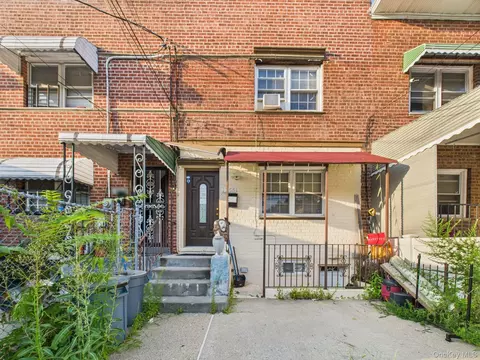 1255 E 223rd St, New York, NY 10466 photo 1
