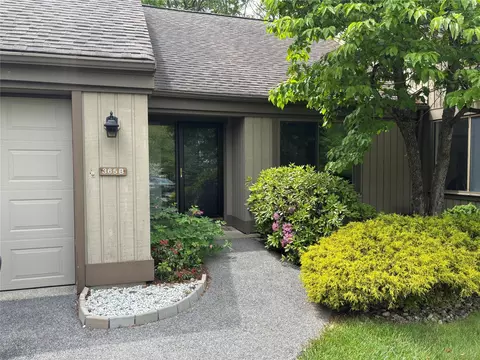 365 Heritage Hls #B, Somers, NY 10589