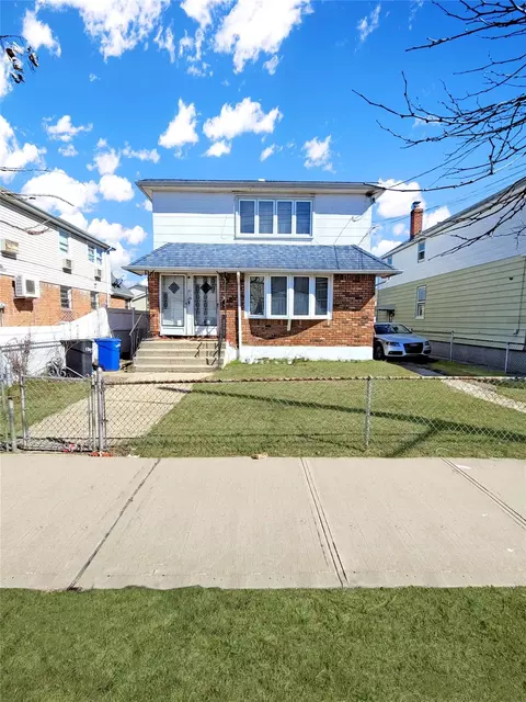 13023 149th St, Jamaica, NY 11436