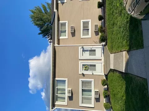 3 Fishkill Glen Dr #G, Fishkill, NY 12524