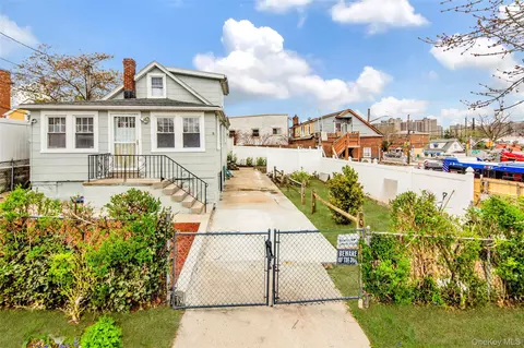 1663 Allerton Ave, New York, NY 10469