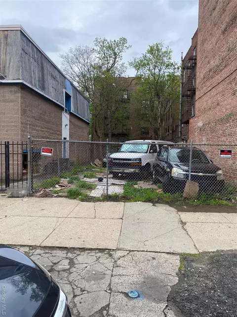 159 S 2nd Ave, Mount Vernon, NY 10550