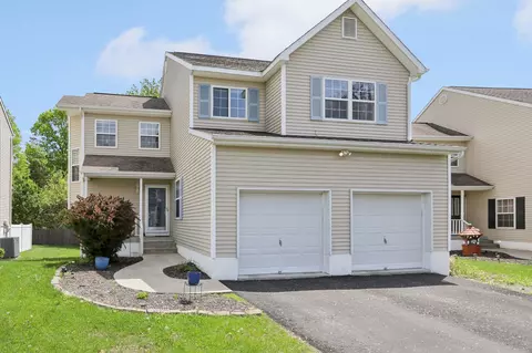 36 Alexander Dr, Washingtonville, NY 10992