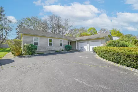 65 Thadford St, East Northport, NY 11731