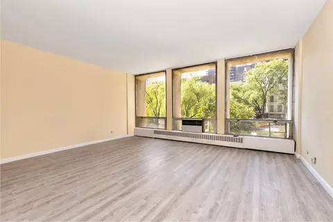 343 E 30th St #1G, New York, NY 10016