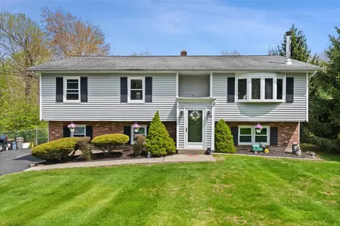 3262 Stony St, Yorktown, NY 10547