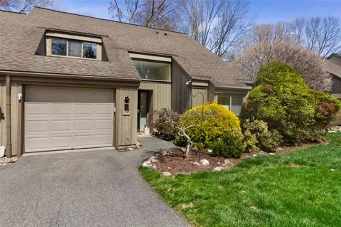 370 Heritage Hls, Somers, NY 10589