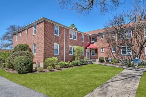 8 Bryant Cres #2BC, White Plains, NY 10605