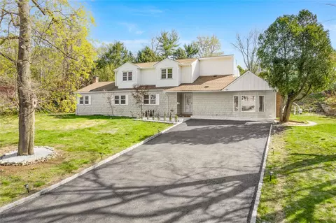 30 Meadow Rd, Cortlandt, NY 10548