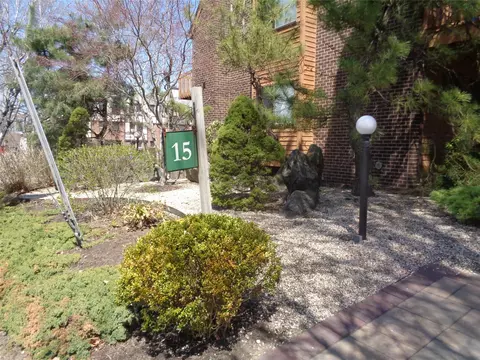 15 Greenridge Ave #7, White Plains, NY 10605
