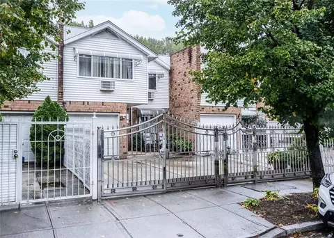 347 Beach Ave, New York, NY 10473