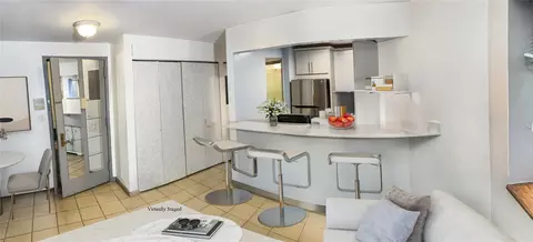 7105 Fresh Pond Rd #I2C, New York, NY 11385