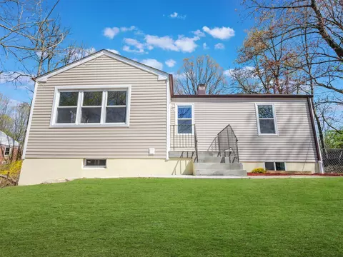 636 Gidney Ave, Newburgh, NY 12550