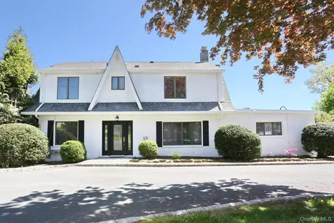 85 S Harrison Ave, Clarkstown, NY 10920