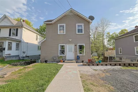 65 Poplar St, Newburgh, NY 12550