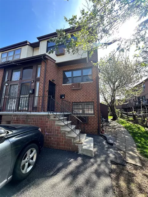 3-11 121st St #112B, College Point, NY 11356