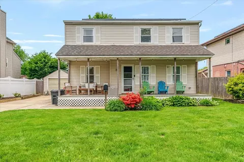 8 Alton Rd, Babylon, NY 11702