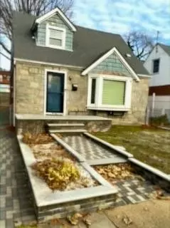 23107 126th Ave, New York, NY 11413