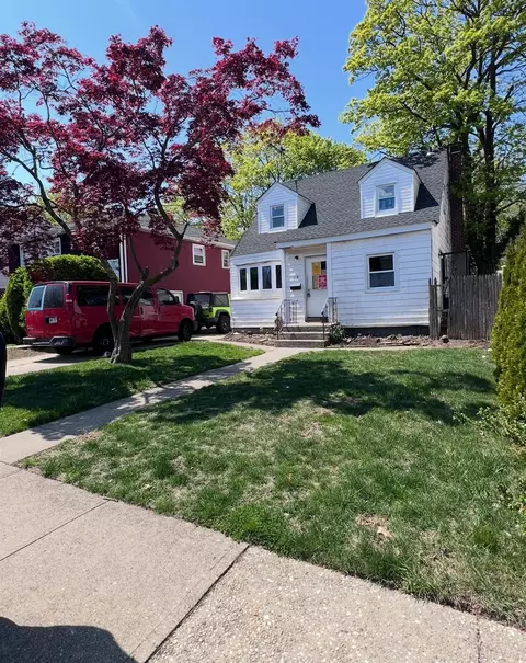 119 Broadfield Rd, Hempstead, NY 11550