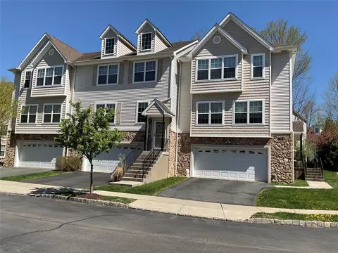 28 Seeley Bull St #28, Monroe, NY