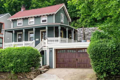 109 W Franklin St, Greenburgh, NY 10591
